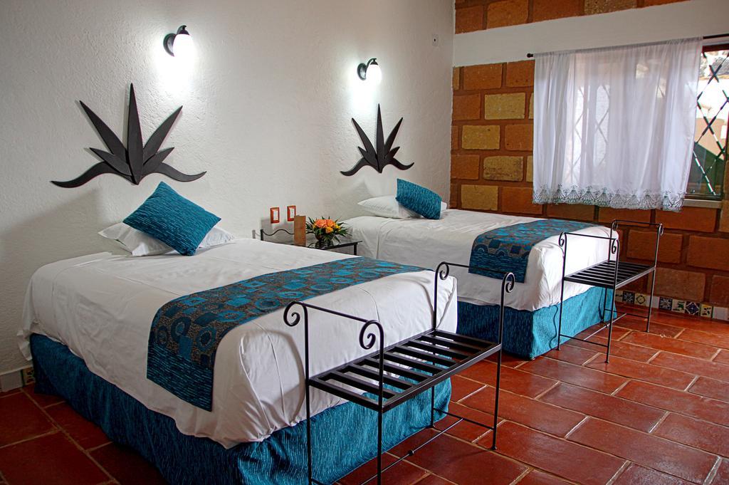 Hotel Boutique Casa Dona Juana (Adults Only) Тепоцтлан Стая снимка