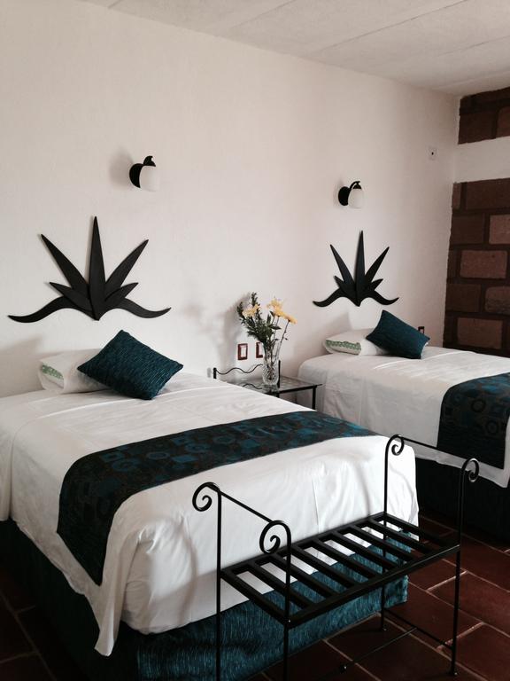 Hotel Boutique Casa Dona Juana (Adults Only) Тепоцтлан Стая снимка